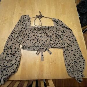 Leopard crop blouse